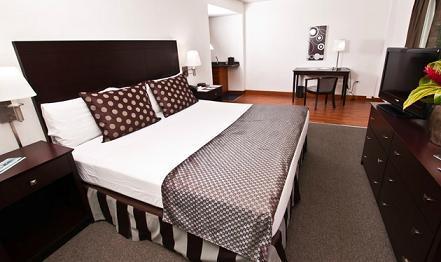 Guaparo Suites Valencia Extérieur photo