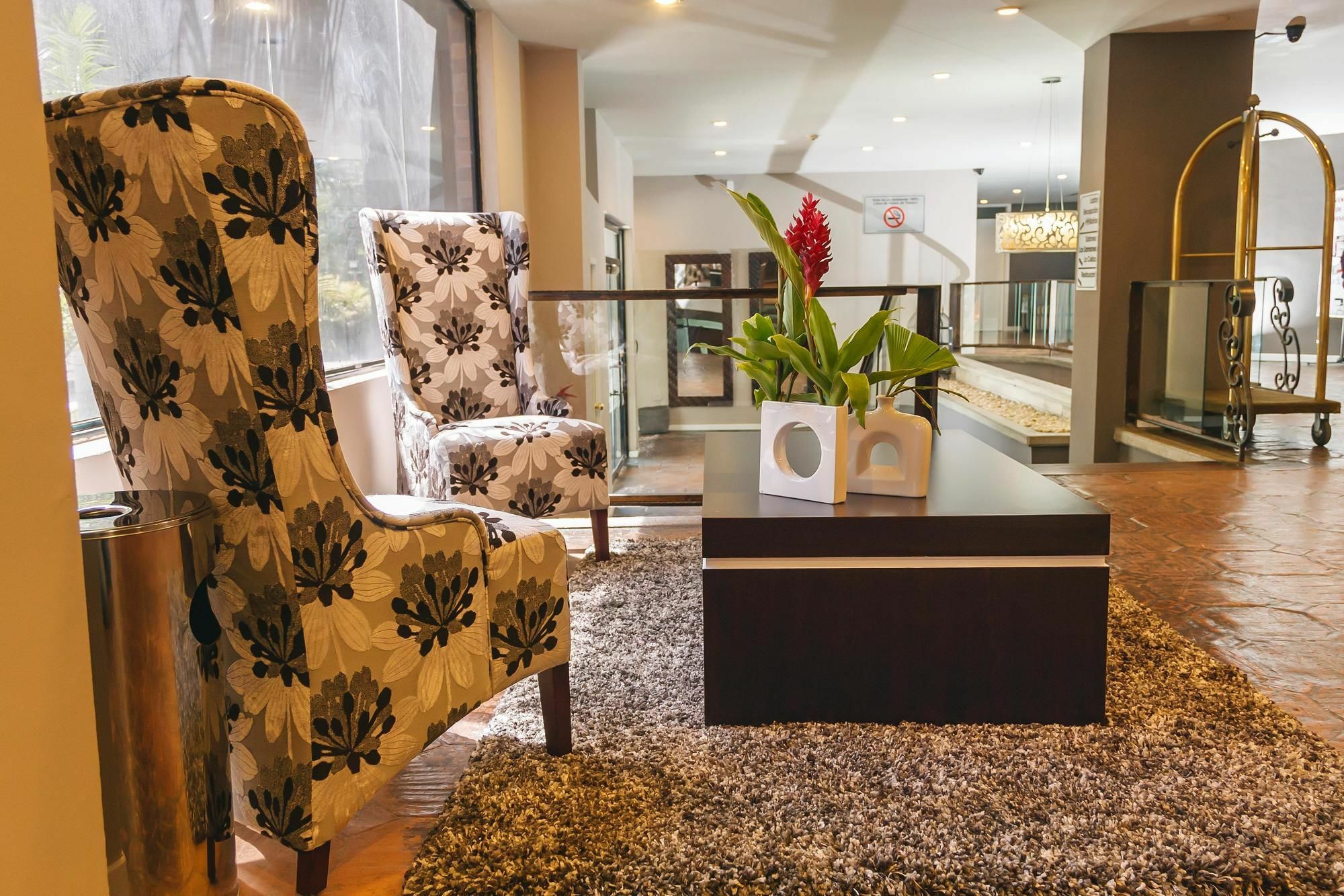 Guaparo Suites Valencia Extérieur photo
